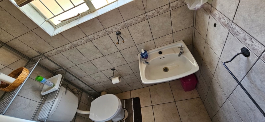 4 Bedroom Property for Sale in Uitsig Free State